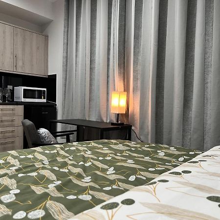 Hotel Grand Bleu - London - Next To Piccadilly Line Tube Station & Brand New Facilities Esterno foto